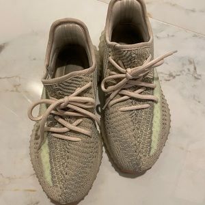 Yeezy Women's Sneakers in Gray and Cream